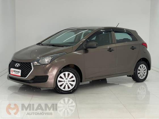 HYUNDAI HB20 1.0 UNIQUE 12V FLEX 4P MANUAL HYUNDAI HB20 1.0 UNIQUE 12V FLEX 4P MANUAL